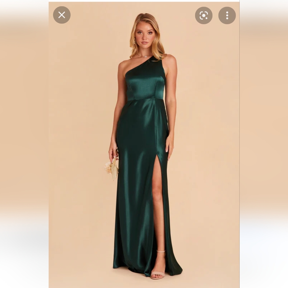 One shoulder satin gown